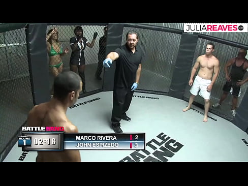 ❤️ Ultimate Fighter трахает номерную девушку сразу после боя на ринге ❤️ Секс видео у нас
